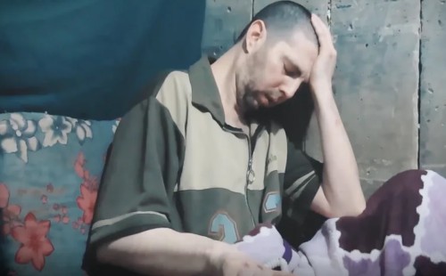 হামাসের ভিডিওতে ইসরায়েলি বন্দির আবেগঘন বার্তা, জবাবে নেতানিয়াহুর সামরিক নির্দেশ