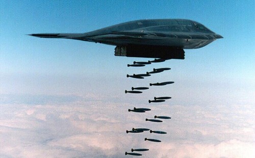 যুক্তরাষ্ট্রের সরাসরি হামলা: ইরানের ৩টি পারমাণবিক স্থাপনায় বিমান ও ক্ষেপণাস্ত্র আঘাত