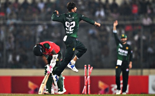 বাংলাদেশকে ৭৪ রানে হারিয়ে সিরিজে সান্ত্বনার জয় পাকিস্তানের