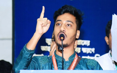 গুলশানে চাঁদাবাজির ঘটনায় ৫ নেতাকে বহিষ্কার: জানে আলম অপু ও রিয়াদসহ