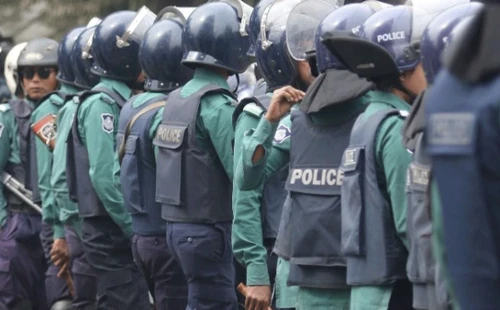 মোহাম্মদপুর ও আদাবরে পুলিশের বিশেষ অভিযান, কিশোর গ্যাং, ছিনতাইকারীদের গ্রেপ্তার