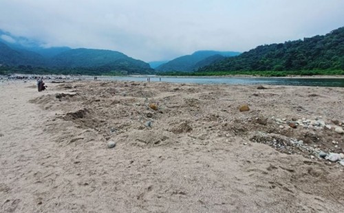 সিলেটে পাথর লুটপাট রোধে জেলা প্রশাসনের ৫ দফা কঠোর সিদ্ধান্ত