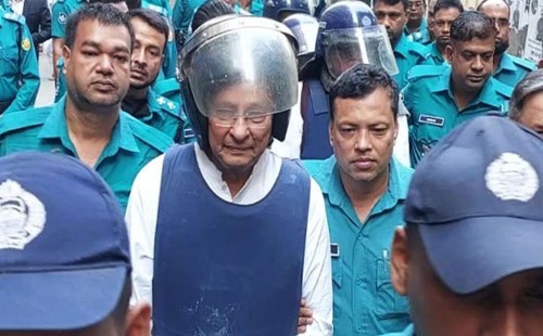 ইনুর বিরুদ্ধে মানবতাবিরোধী অপরাধের সূচনা বক্তব্য ও সাক্ষ্যগ্রহণ আজ: রিভিউ আবেদনের আদেশ ঘিরে উত্তেজনা