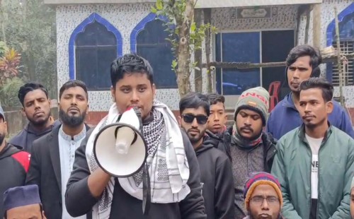 ঋণখেলাপিদের সংসদে পাঠানো মানেই নতুন লুটের আয়োজন’: দেবিদ্বারে হাসনাত আবদুল্লাহর হুঁশিয়ারি, ২০২৬-এর নির্বাচনে তোলপাড়