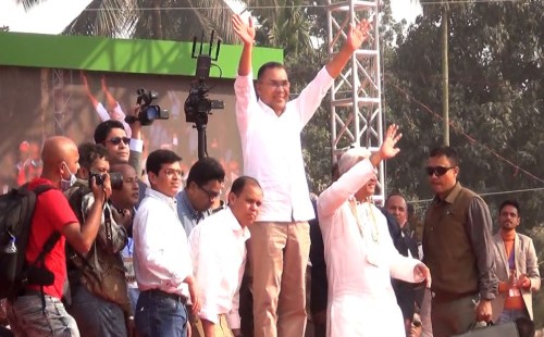 বিরামপুরে নানাবাড়িতে তারেক রহমানের ভোট প্রার্থনা: ‘নাতি আসছে, কিছু তো দিতে হবে’