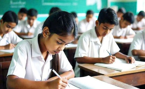 প্রাথমিক বৃত্তির টাকা ও সংখ্যা বাড়ছে: প্রতিমন্ত্রী ববি হাজ্জাজের বড় ঘোষণা ২০২৬