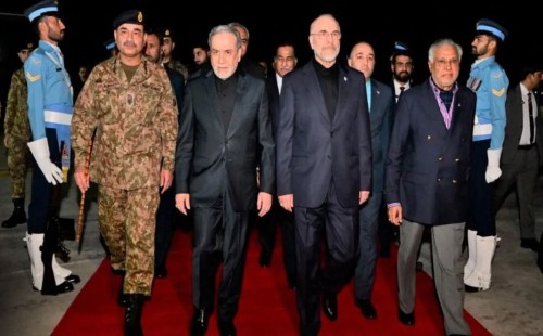 ইসলামাবাদে 'দাবিনামা' দিয়ে তেহরান ফিরলেন আব্বাস আরাগচি