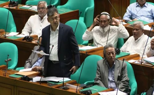 পুলিশে আসছে ১৪,৫০০ নতুন পদ: সংসদে বড় ঘোষণা দিলেন স্বরাষ্ট্রমন্ত্রী সালাহউদ্দিন আহমদ