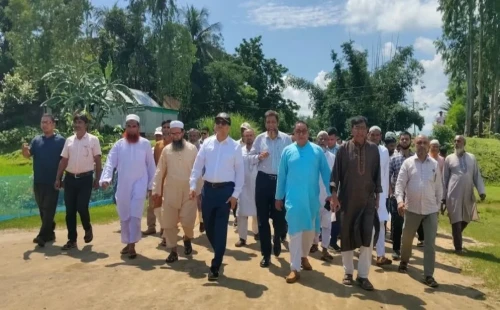 কলমাকান্দায় দুই নদীতে সেতু নির্মাণের উদ্যোগ, সরেজমিনে প্রকল্প পরিচালক