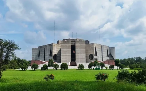 জানুয়ারিতে সংসদে উঠবে সংবিধান সংশোধন বিল, পাস হলেই হবে গণভোট