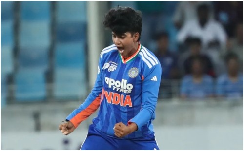 টি-টোয়েন্টি বোলিংয়ে বিশ্বরেকর্ড ভারতীয় স্পিনারের, আন্তর্জাতিক ক্রিকেটে নতুন ইতিহাস