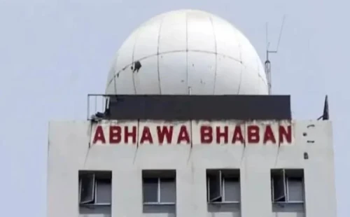 আগামী ৭২ ঘণ্টার মধ্যে বিদায় নিতে পারে দক্ষিণ-পশ্চিম মৌসুমি বায়ু, কমবে তাপমাত্রা