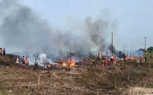মায়ানমারের রাখাইনে বাস্তুচ্যুতদের শিবিরে বিমান হামলা, শিশুসহ নিহত অন্তত ৮