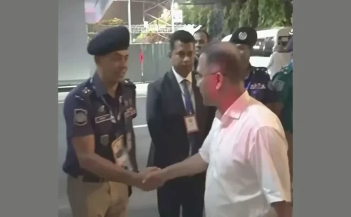 কী খবর মাসুদ, ভালো?—চট্টগ্রামের এসপিকে প্রধানমন্ত্রী