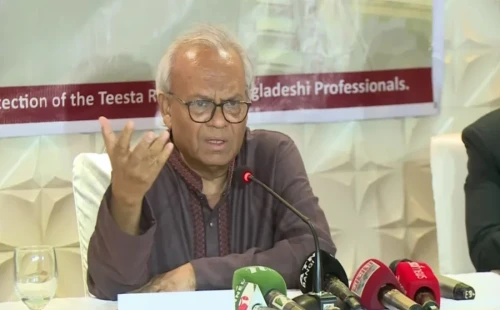 পানির ন্যায্য হিস্যা আদায়ে নরম সুরে কথা বলে লাভ নেই: রিজভী